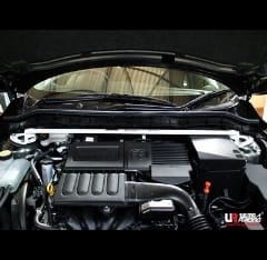 Barra de Refuerzo deportiva Mazda 3 Bl 09+ UltraRacing Delantera Superior Strutbar Rhd 1224